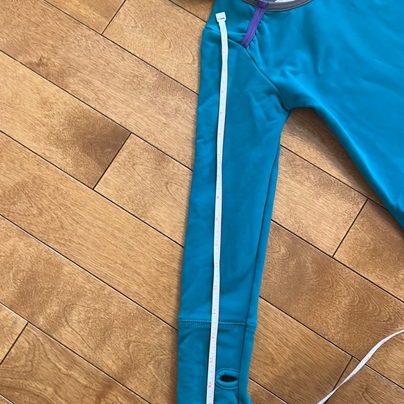 Peekaboo  Beans dress - Picture 11 of 12